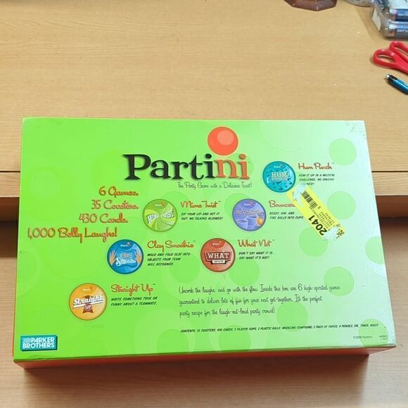 Hasbro Partini game, Party game with a delicious twist - Picture 2 of 8
